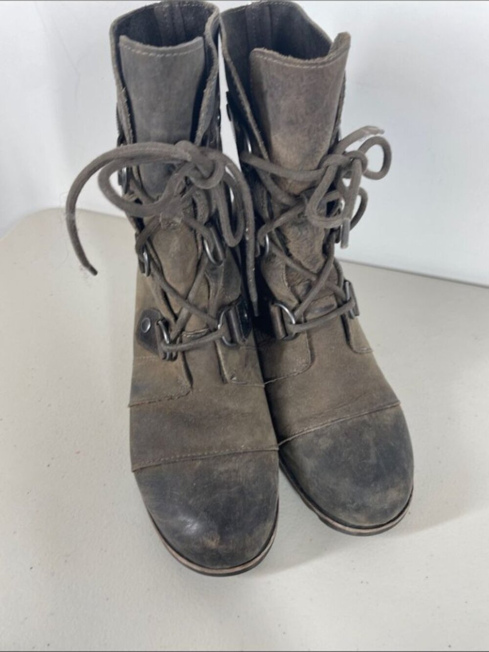 Sorel Brown Y2K Inspired Lace Up Wedge Leather Boots Outdoor Hiking Fall Size 6 - Picture 3 of 13